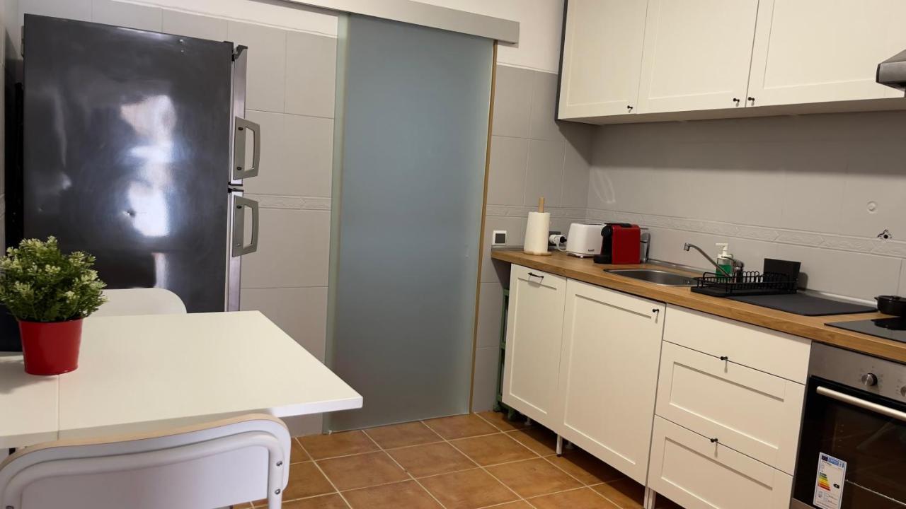 Apartamento Apartamento T2 Com Terraco Grande Quarteira Exterior foto